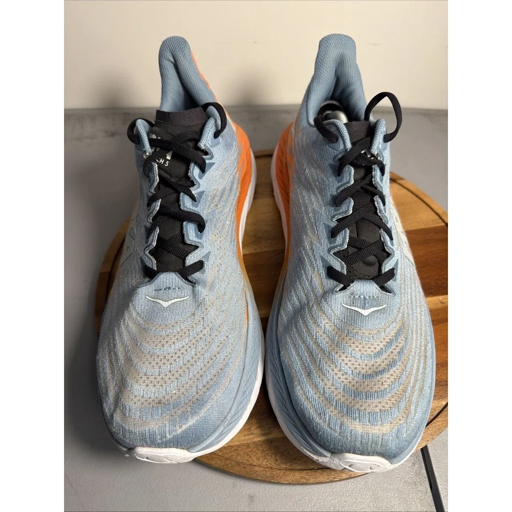 Hoka One One hoka one